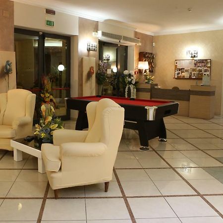 Hotel Busignani Rimini Ngoại thất bức ảnh